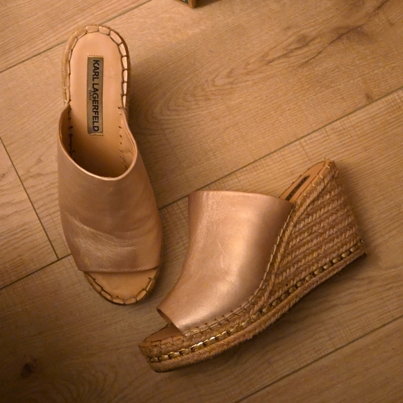 Karl Lagerfeld open toe wedge heel shoes. Size 8, Leather Uppers - Picture 4 of 7